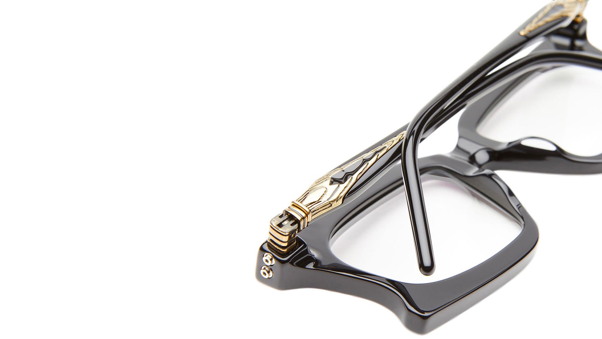 D73 BS Black Shine