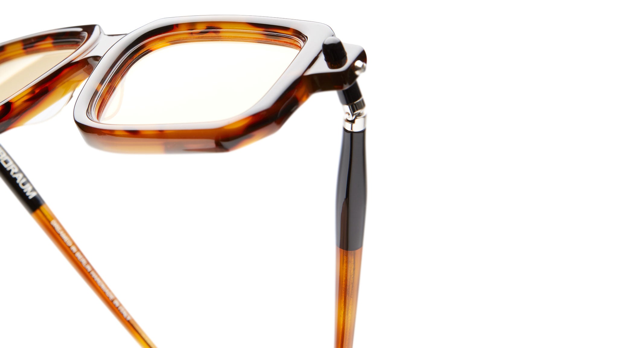 P23 Sun BTO Brown Tortoise