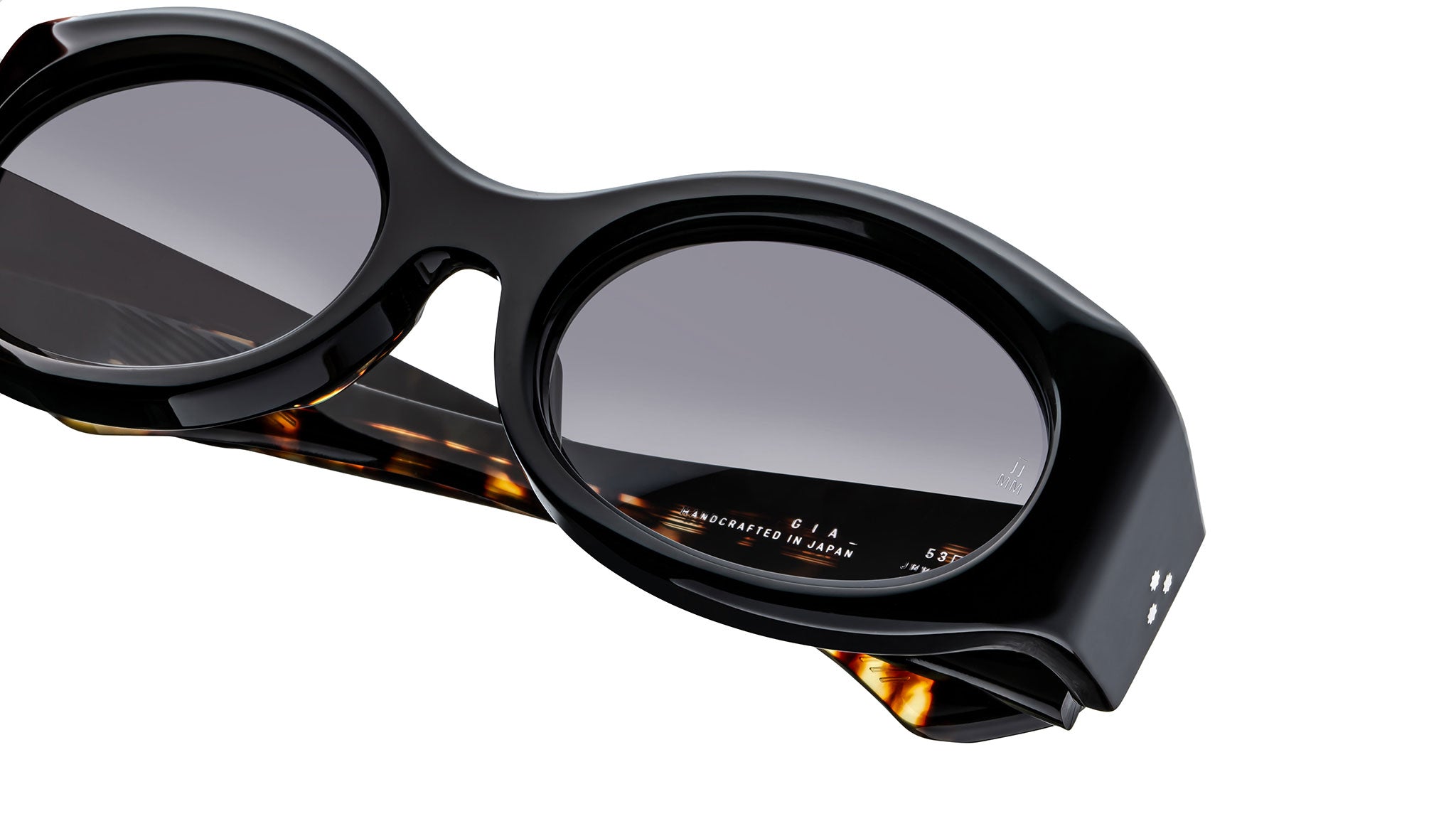 Gia Noir 11
